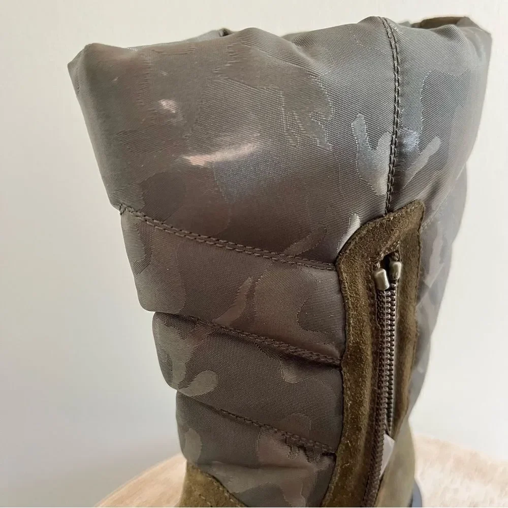 AQUATALIA Women's 6.5 Lori Boots Herb Olive Green Camouflage Suede Puffer NWOB